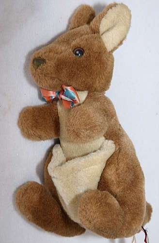 SKIPPY THE CUTE KANGAROO - stuffed toy