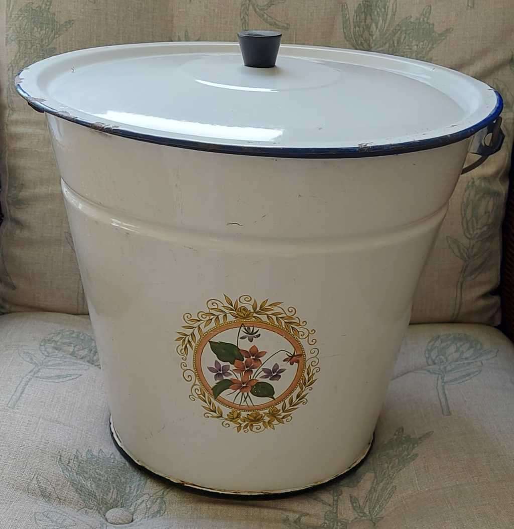 Large Enamel Bucket