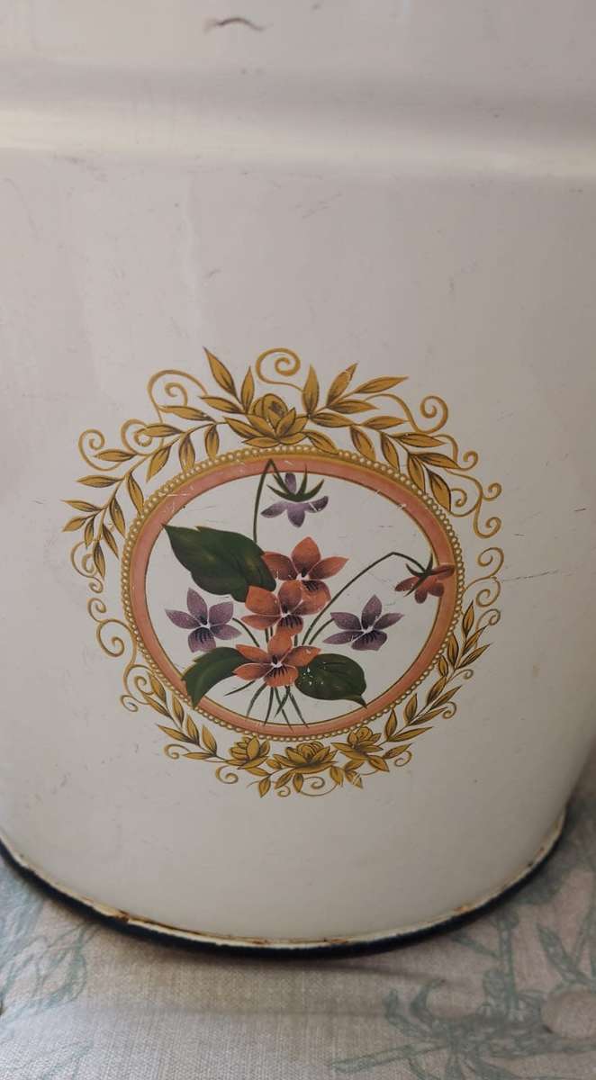 Large Enamel Bucket