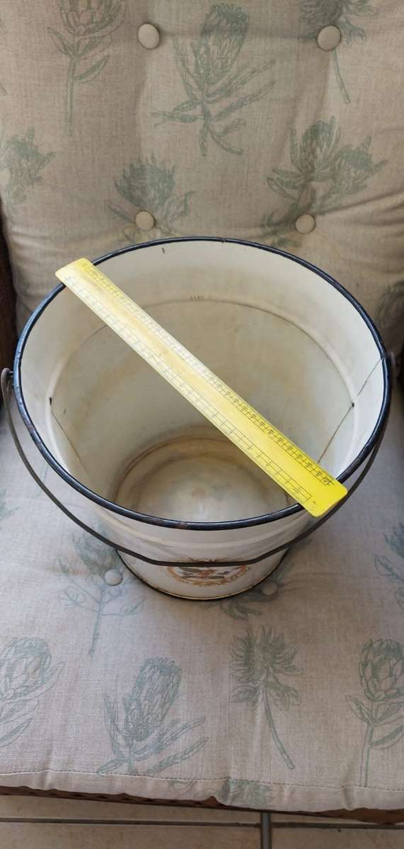 Large Enamel Bucket