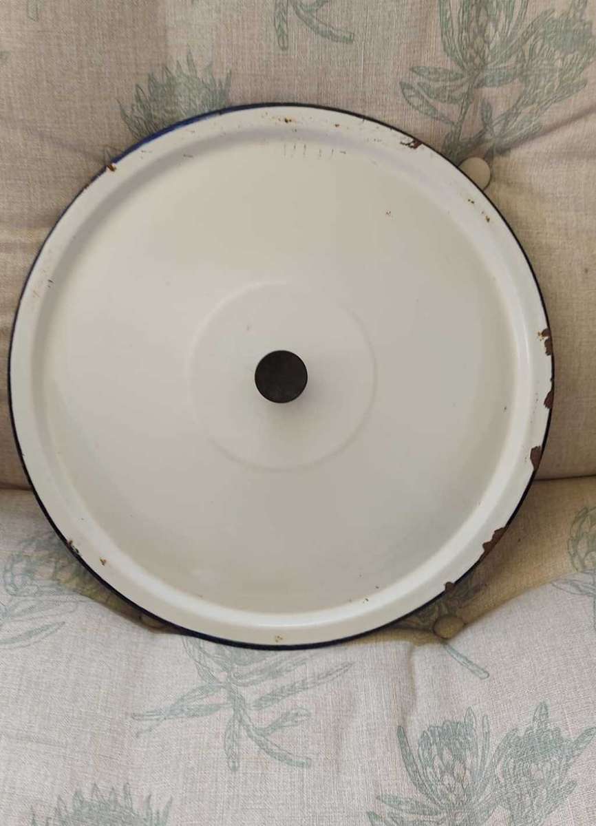 Large Enamel Bucket
