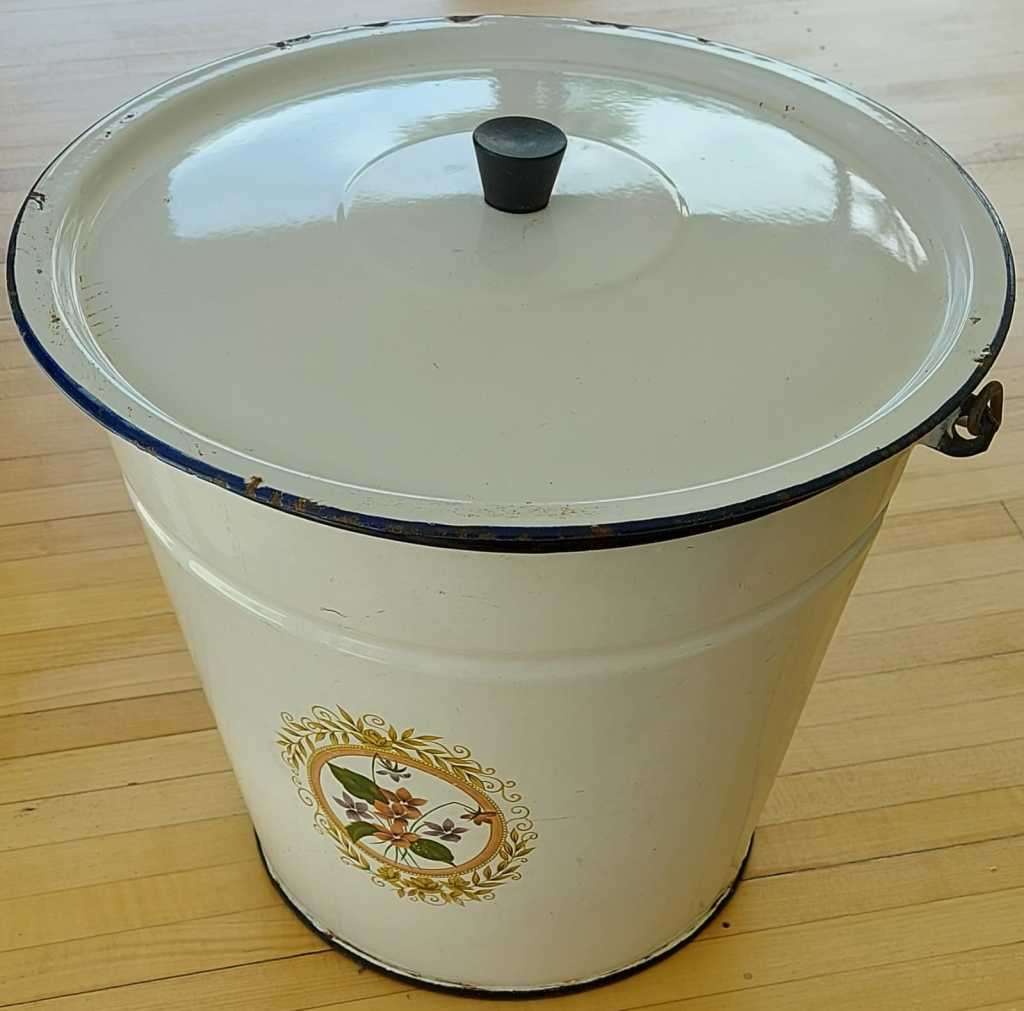 Large Enamel Bucket