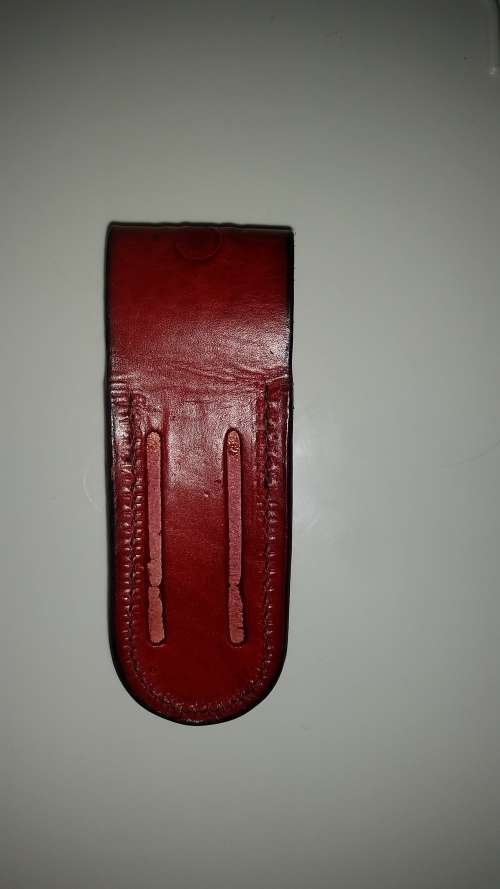 Beautiful Embossed Leather Belt Pouch