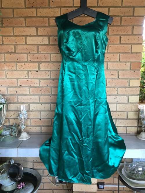 Nights in Emerald Satin!