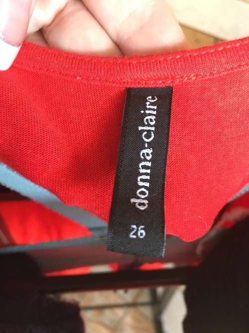 Red Lace and Style - the perfect top!