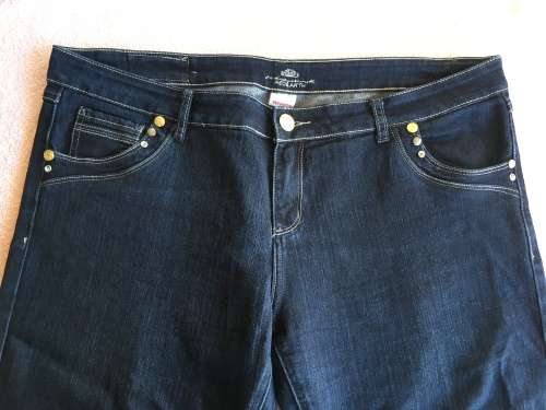 Great Bootleg Jeans with Subtle Bling