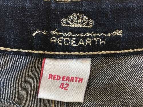 Great Bootleg Jeans with Subtle Bling