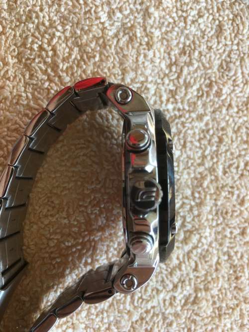 Casio Edifice Gold (4389 efx-500) in immaculate condition