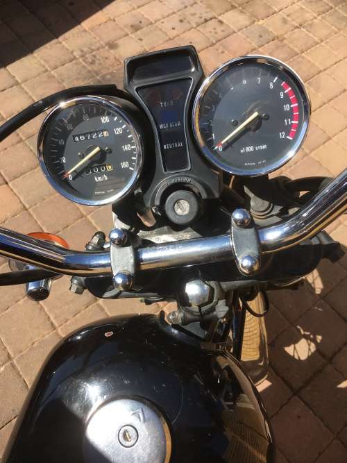 Suzuki GN250 Red and Black (1999)