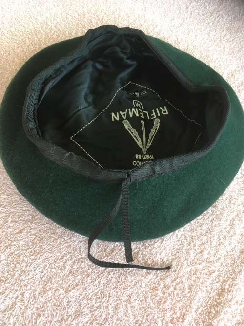 Green Beret (Rifleman - Size Medium) - Great condition! Like new!