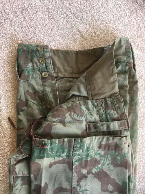 Koevoet Pants (Size 87/81) Great Condition!