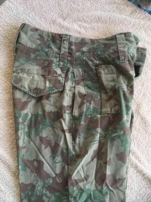 Koevoet Pants (Size 87/81) Great Condition!