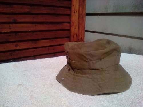 SADF BUSH HAT SIZE 56 -57