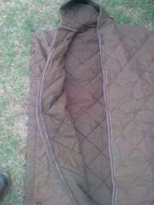 SADF SLEEPING BAG -ZIP BROKEN