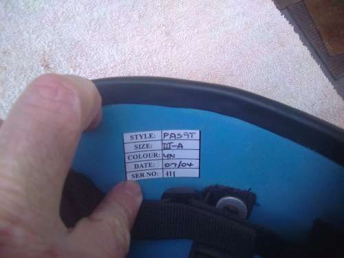 UN HELMET /USED BY SANDF