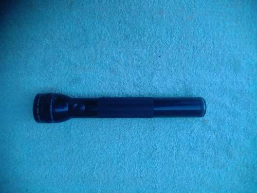 MAG-LITE TOURGH SOLD AS IS