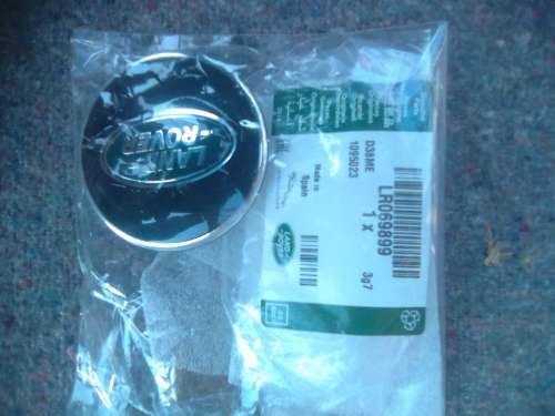 LAND ROVER BADGE ORIGINAL ITEM