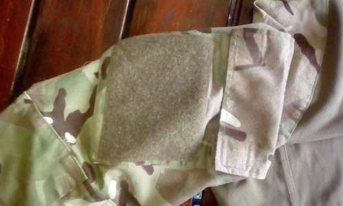 AMERICAN ARMY SHIRT UNDER ARMOUR COMBAT -MTP -SIZE MEDIUM