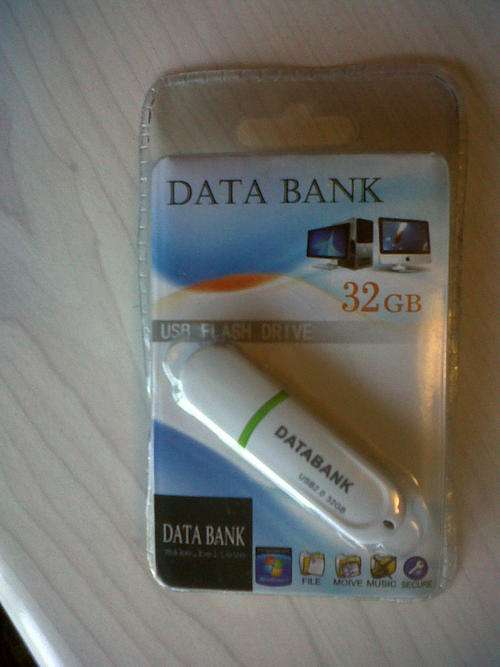 32GB Data Bank USB FLASH DRIVE