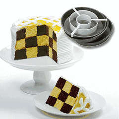 Checkerboard Cake Pan Set