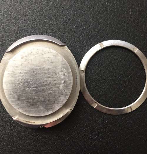 Omega Geneve dynamic stainless steel case