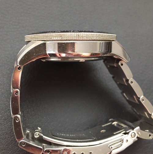 Seiko Solar Chronograph- NOT WORKING