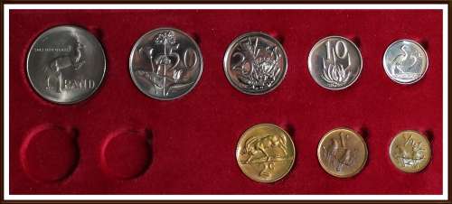 1977  Rep. of South Africa,  is a  Proof Set, (R1 is Nickel Coin) and Box Damage, as per Photo.