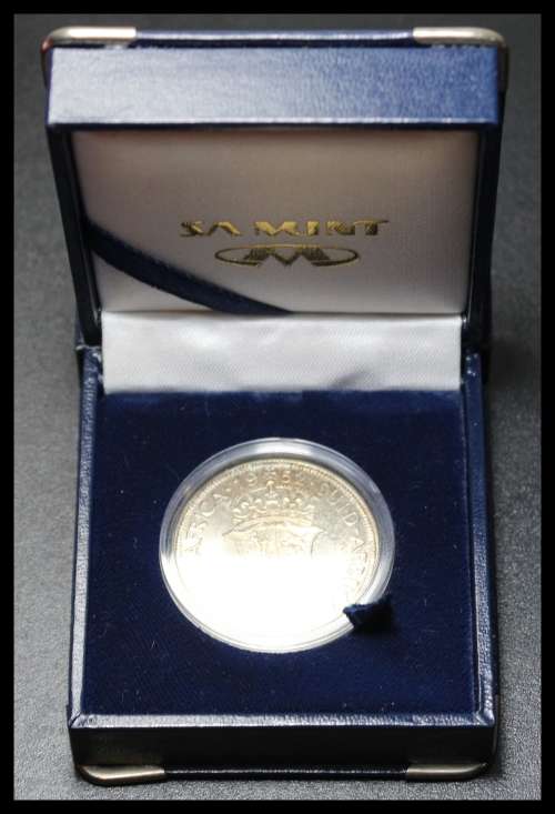 1952 Union of South Africa: Excellent 2 1/2 Shillings Proof , as per Photo.