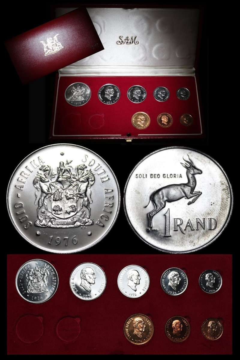 1976 :Republic of  S. A : Long Proof Set ONE RAND IS UNC COND. (No Gold Coins),as per Photo.