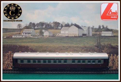 Lima Models : Model train Passenger Coach as per photo.