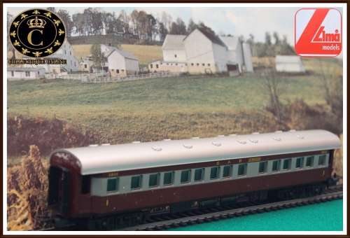 Lima Models : Model train Passenger Coach as per photo.