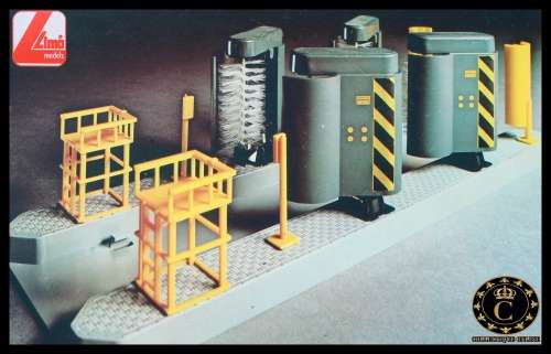 Lima Models : Model train : AUTOMATIC DRIVE THROUGCH COACH WASH, as per photo.