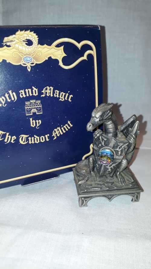 The Tudor Mint Figurines - Myth and Magic - the Dragon Knight