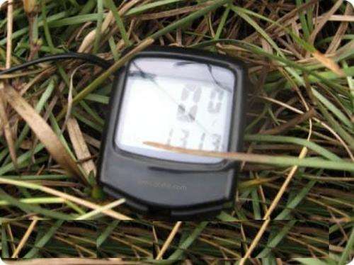 Bicycle wired speedometer