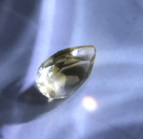 RARE 1.880cts IMPERIAL TOPAZ - PEAR CUT - PERFECT CUT & SHINE - VERY HIGH DETAIL -DO U KNOW HOW RARE