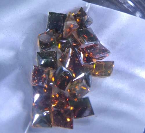 0.880cts GOLDEN FIERY ORANGE DIAMONDS *PRINCESS* CUT 1-1.5mm COLOR CHANGING DIAMOND 22 PCS - 1 PRICE