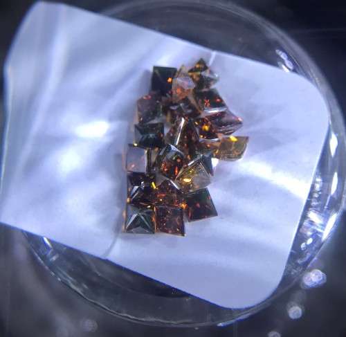 0.880cts GOLDEN FIERY ORANGE DIAMONDS *PRINCESS* CUT 1-1.5mm COLOR CHANGING DIAMOND 22 PCS - 1 PRICE