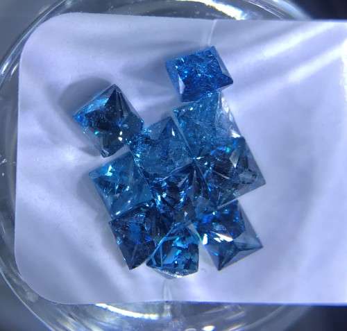 RARE 1.550cts BLUE DIAMONDS * PRINCESS CUT ** 3mm ** MEDIUM BLUE COLOR DIAMONDS* 10 PCS IN SET 1 BID