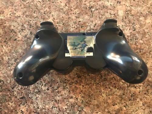 PS3 - DUAL SHOCK - WIRELESS - SIXAXIS CONTROLLER - ORIGINAL - SLIGHTLY USED - 9.9/10
