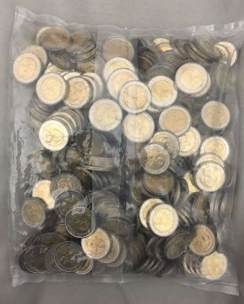 2017 R5 - OLIVER TAMBO R5 coins from sealed bag of 400 -high grades - BRILLIANT UNC - price per coin