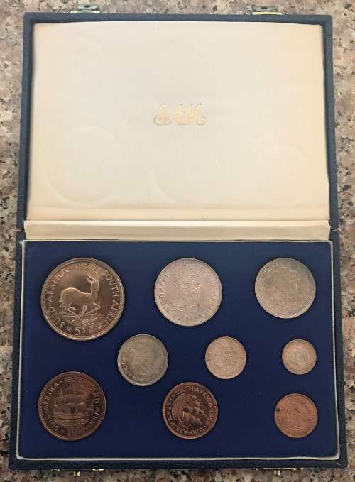 HIGH GRADE - 1956 RSA SHORT **PROOF SET - SAMINT ISSUE IN ORIGINAL STATE AND BOX - VALUE - R2550