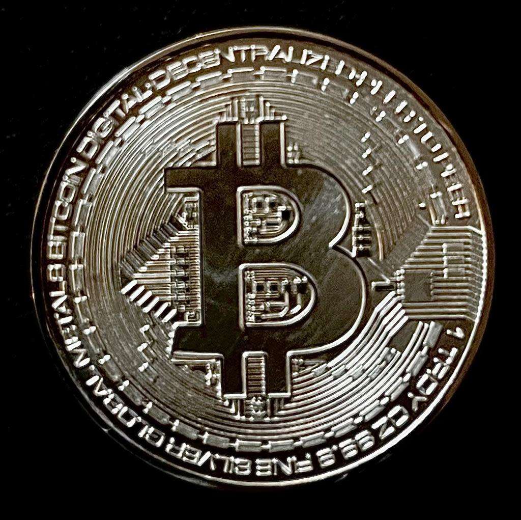 1oz SILVER ROUNDS -BITCOIN - GM - PURE 999.9 SILVER -BID FOR EACH - 2 AVAILABLE