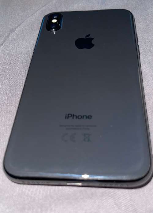 APPLE IPHONE 10 - Excellent Condition- 100% working - **15 free covers