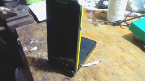 Samsung Galaxy Beam - Built In Pico projector