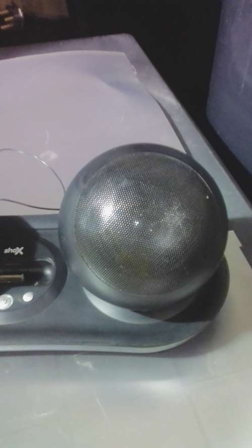 SHOX Airdoc - Separately amplified wireless orbs - Put them anywhere