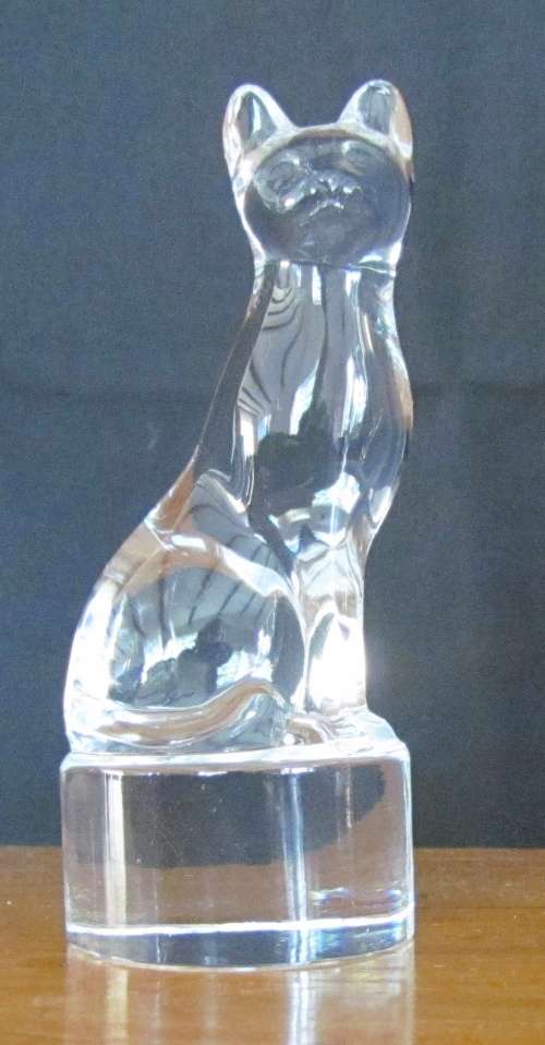 CAT FIGURINE HOYA CRYSTAL TOKYO JAPAN Boxed & wrapped in tissue BRAND NEW!!!! PAPERWEIGHTS!!!!!