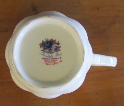 ROYAL ALBERT MOONLIGHT ROSE COFFEE SET=8 pieces=4 MUGS=POT=MILK=SUGAR=England=FINE BONE CHINA.