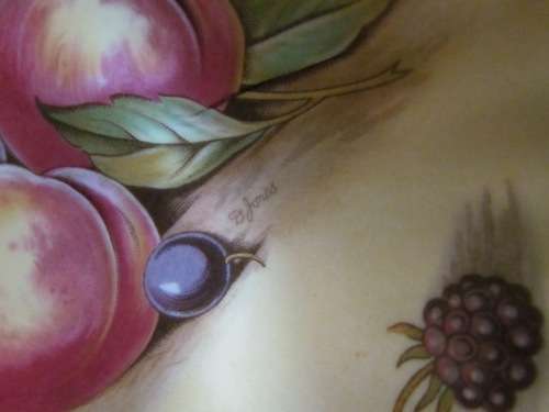 AYNSLEY TEA CUP and SAUCER Fruit Well known Artist DORIS JONES Beautiful and Scarce!!!