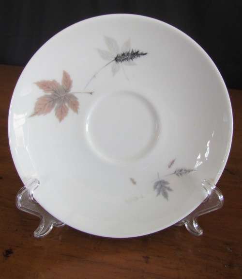 ROYAL DOULTON TUMBLING LEAVES=SAUCER=UNDERPLATE for Soup Bowl=SPARE=EXTREMELY Elegant!!!