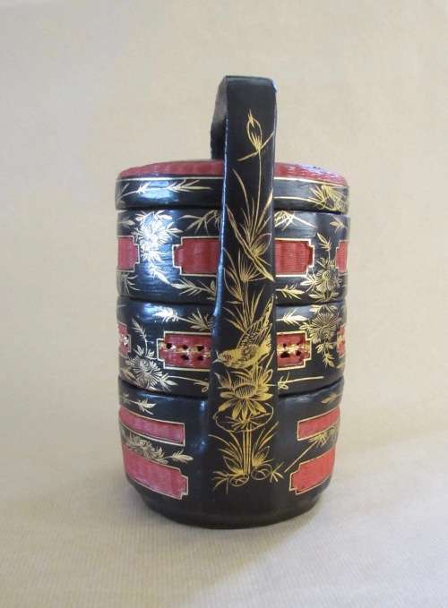 JAPANESE LUNCH BOX STACK=Red & Black=3 layers=ORIENTAL=CHINESE?